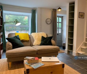 2 bedroom end of terrace house to rent - Photo 3