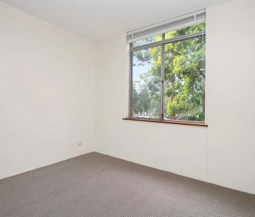 Parkside Living with Sunny Aspects - Photo 3