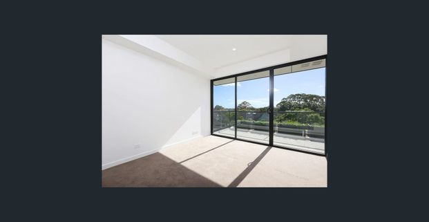 Spacious Apartment - Great Outdoor Area - Photo 1