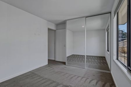 Stylish, Spacious & Ready to Call Home - Photo 4