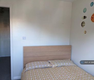 2 bedroom terraced house to rent - Photo 4