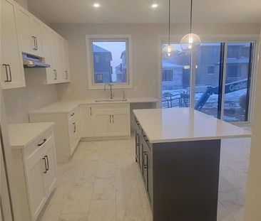 For Lease - 16 Grundy Crescent, East Luther Grand Valley, Ontario - Photo 5