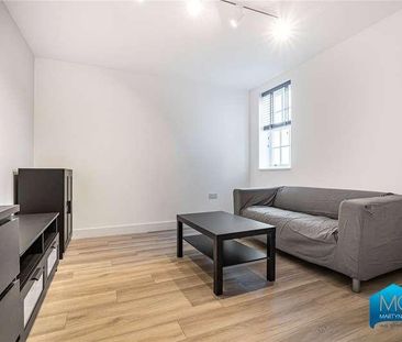 High Street, Barnet, EN5 - Photo 1