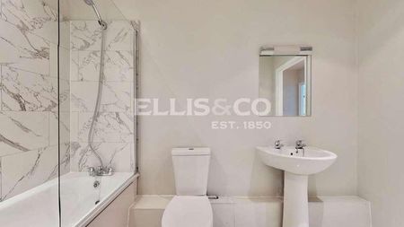 Central West, Ruislip Road East, Greenford, UB6 - Photo 4