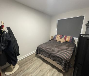 Superb Location - Photo 1