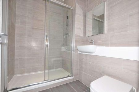 Prestige House, High Street, Egham, Surrey, TW20 - Photo 4