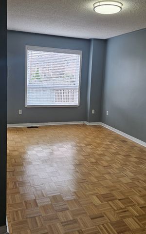 For Lease - 3085 Wrigglesworth Crescent, Mississauga, Ontario - Photo 5