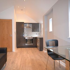 1 bedroom apartment to rent - Photo 2