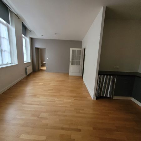 Location Appartement 2 pièces 51m² LILLE 59800 - Photo 2