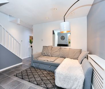 4 Bed Terraced House, Nursery Road, SW9 - Photo 3