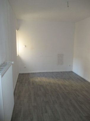 Location Appartement 4 pièces 80m² - Photo 1