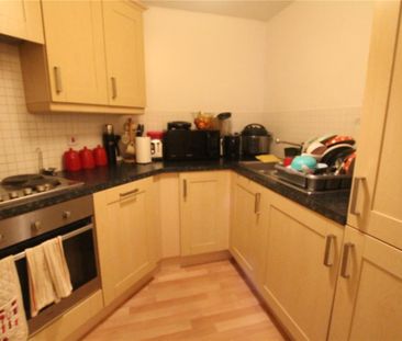 2 bedroom apartment to rent - Photo 5