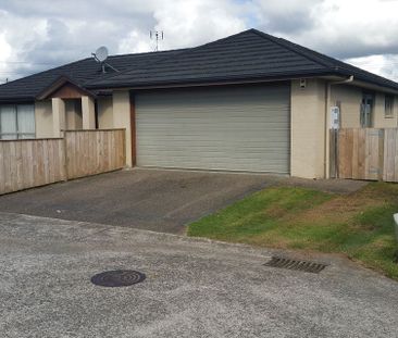 Spacious 3-bedroom home - Photo 1