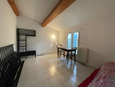 Location maison 3 pièces, 68.00m², Saintes - Photo 4