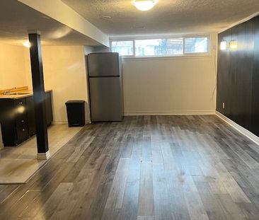 For Lease - 192 Silverbirch Drive Unit# Basement, Newmarket, Ontario - Photo 1