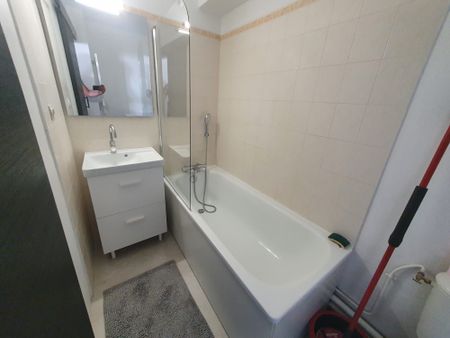 STUDIO MEUBLE CENTRE VILLE - Photo 4