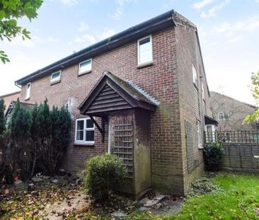 1 bedroom semi-detached house to rent - Photo 1