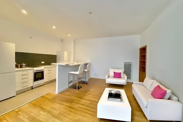 A LOUER - NANTES CATHÉDRALE/PREFECTURE- élégant 2? pièces rénové de 41,88?m² - Photo 1