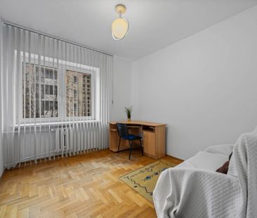 Słoneczne 4 pokoje na Włochach 77.6 m² - Zdjęcie 4