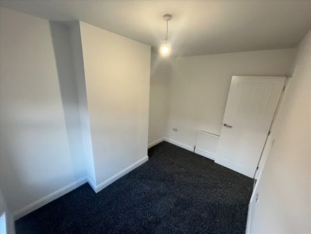 27 Rockview Street - Photo 4