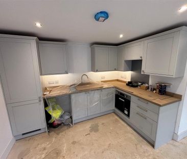 2 bedroom semi-detached house to rent - Photo 1