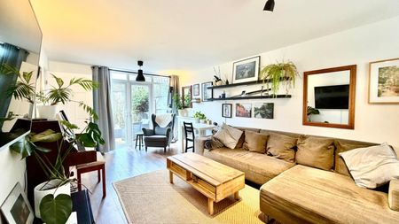 3 bedroom House To Let - Photo 2