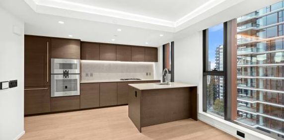 BRAND NEW OCEANVIEW 2 BED + DEN/2 BATH w/ EV parking @ LANDMARK ROBSON - Photo 2