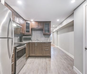 For Lease - 672 Castleguard Crescent Unit# 2, Burlington, Ontario - Photo 4