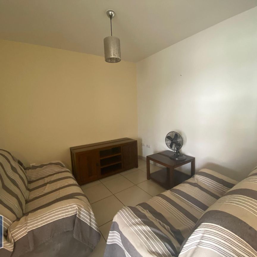 Location Appartement 2 pièces 48m² ST DENIS 97400 - Photo 1