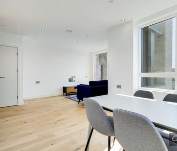 Duval house, 10 Grant Road, London - Photo 4