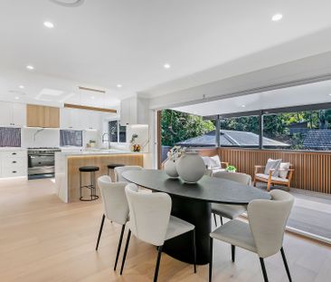 Modern Elegance Meets Everyday Comfort in Eastwood - Photo 2