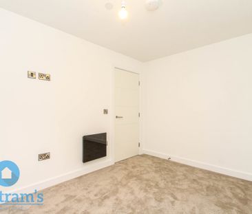 2 bed Apartment for Rent - Photo 3