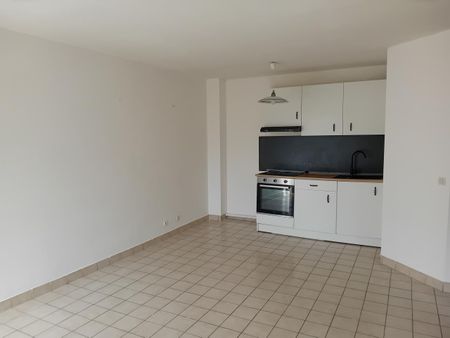 Location Appartement 2 pièces 40m² MELUN 77000 - Photo 4