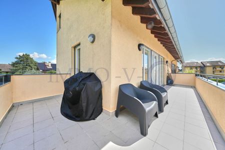 SPACIEUX ET LUMINEU EN DUPLEX AVEC BALCON-TERRASSE - Foto 2