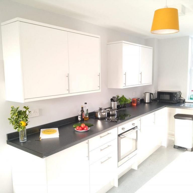 1 bedroom property to rent - Photo 2