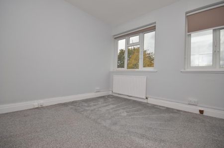 3 bedroom maisonette to rent - Photo 3