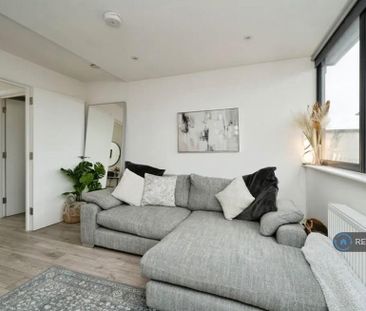 1 bedroom flat to rent - Photo 5
