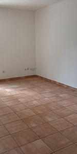 Appartement Le Perray En Yvelines 2 pièces 40.89 m2 - Photo 3
