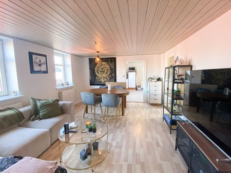 Hyggelig og rummelig 3-værelses lejlighed - Foto 4