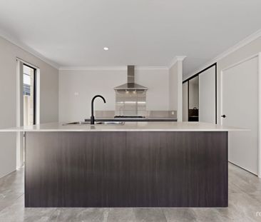 85 Palmerston Lp, Hilbert, WA 6112 - Photo 4