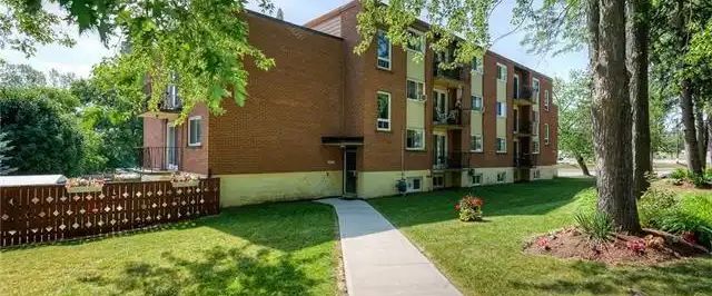 371 DALE Crescent Unit# 11 | 371 DALE Crescent Unit# 11, Waterloo - Photo 1