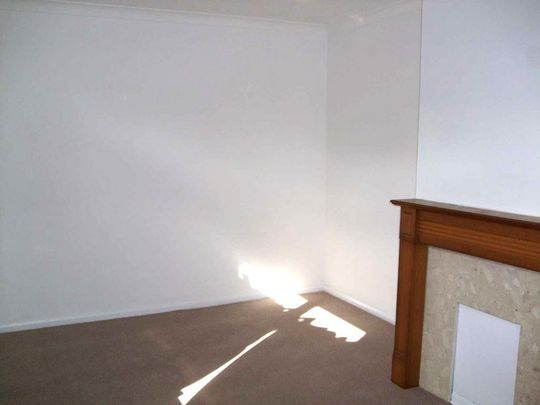 2 bedroom semi-detached house to rent - Photo 1