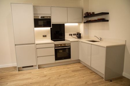 1 Bed Flat, Justice Place, TW8 - Photo 3