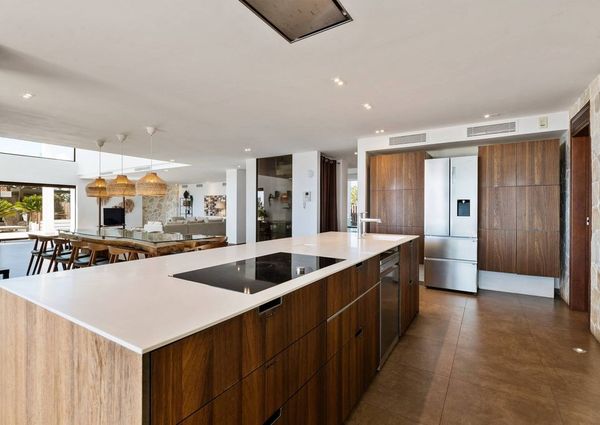 9 bedroom luxury Villa for rent in Benahavís, Andalusia