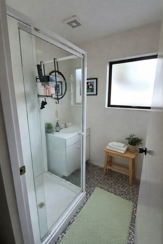 Warm & quiet, charming home + 22m2 storage - Photo 5