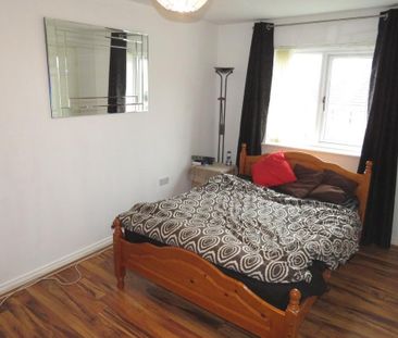 Heather Gardens, North Hykeham, LINCOLN - Photo 4