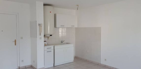 Location appartement 2 pièces 38.31 m² à Villieu-Loyes-Mollon (01800) - Photo 2