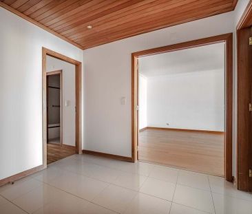 4 bedroom luxury Apartment for rent in Cascais, Lisbon - Photo 1