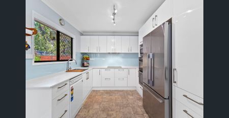 Elevated Family Home in Peaceful Pocket with Huge Entertaining Deck - Photo 5