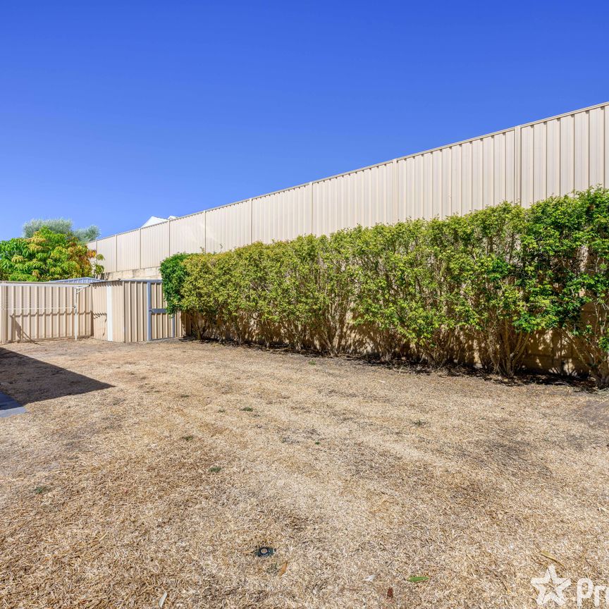 19 Silverline Bend, Bertram WA 6167 - Photo 1